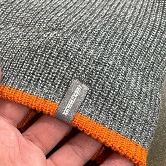 Nobis Beanie - Picture 6 of 10